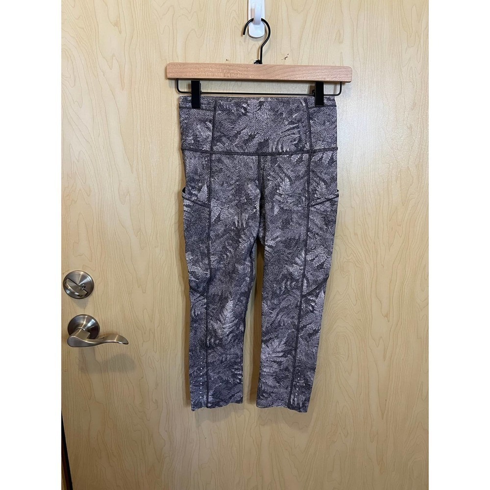 Lululemon Fast & Free Crop